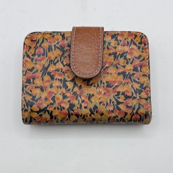 Patricia Nash Handbags - Patricia Nash Iberia Wallet ID Card Holder Kiss Lock Floral Yellow Black Leather